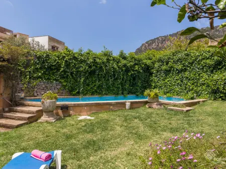 Maison Majorquine Rénovée avec Confort Moderne à Valldemossa - Photo 6