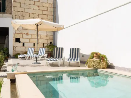 Maison majorquine à Sa Pobla avec terrasse et climatisation - Photo 1