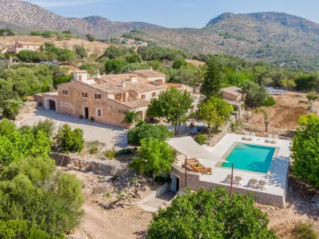 Finca XVIIIe siècle rénovée avec piscine et vue campagne à Majorque - Photo 1