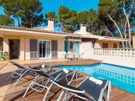 Chalet moderne à Can Picafort avec piscine et Wi-Fi, proche plage - Photo 3
