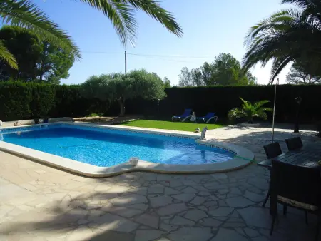 Grande maison familiale avec piscine, à 600m de la plage - Photo 1