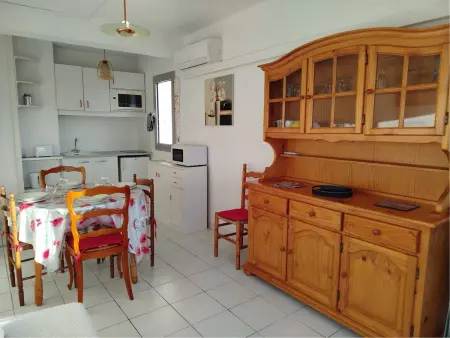 Appartement T2 Climatisé Proche Plage - 4 Personnes - Photo 2
