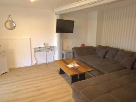 Gîte Confortable pour 4 Pers. avec Piscine et Terrasse - Photo 5