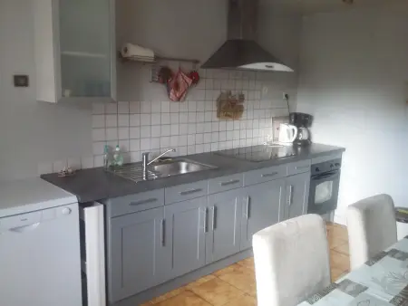 Gîte Confortable pour 4 Pers. avec Piscine et Terrasse - Photo 7