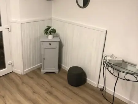 Gîte Confortable pour 4 Pers. avec Piscine et Terrasse - Photo 15