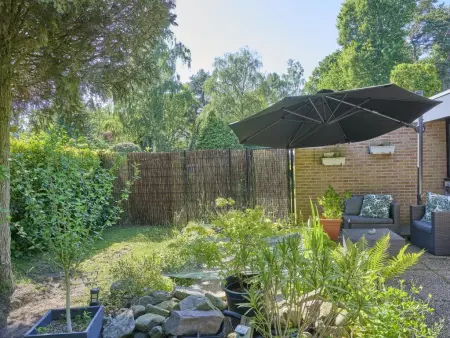 Bungalow Sonnerust, Belle maison dans une région boisée - Photo 25