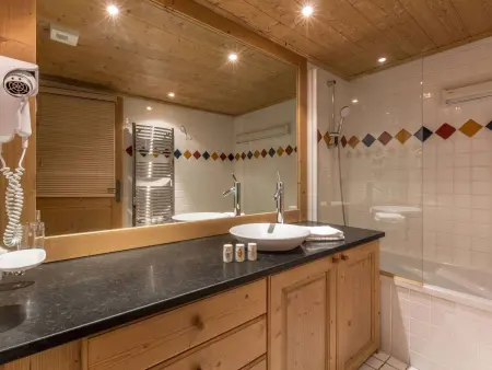 Chalet de Luxe : 6 Pers., Super équipé, Pistes à Proximité - Photo 10