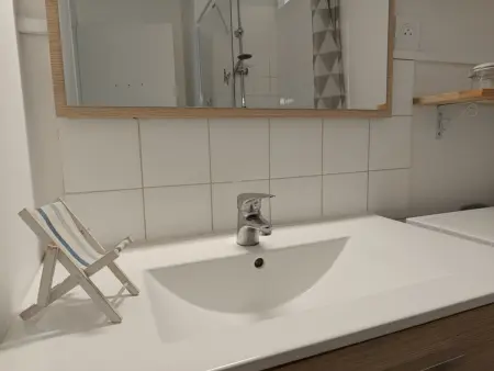 Appartement Bohème près de la Plage - Animaux Bienvenus - Parking Privé - Photo 31