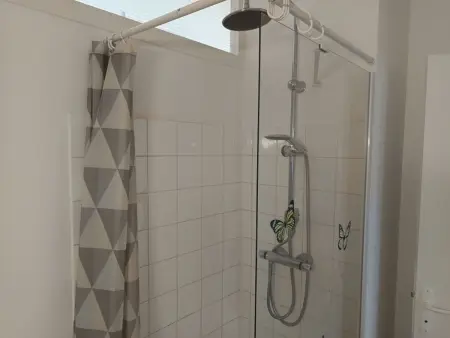 Appartement Bohème près de la Plage - Animaux Bienvenus - Parking Privé - Photo 32