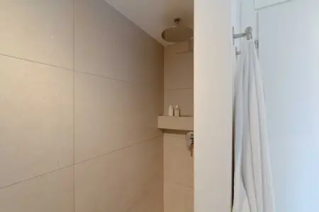 ST-54-APPORTI, Appartement 1 chambre/4 pièces près de la gare centrale - Photo 45