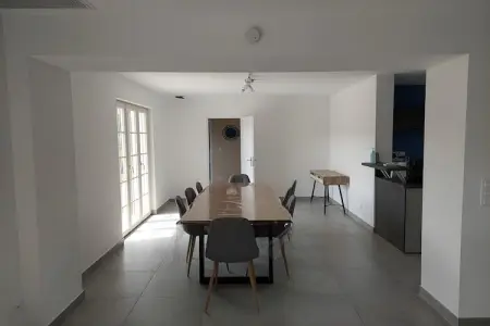 Gîte Les Charmes, Escapade familiale près des vignobles français - Photo 2