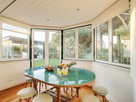 Fairview Villa avec Jardin Luxuriant et Piscine Privée à Cascais - Photo 11
