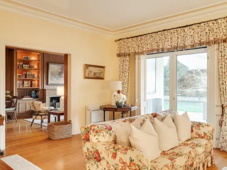 Fairview Villa avec Jardin Luxuriant et Piscine Privée à Cascais - Photo 18