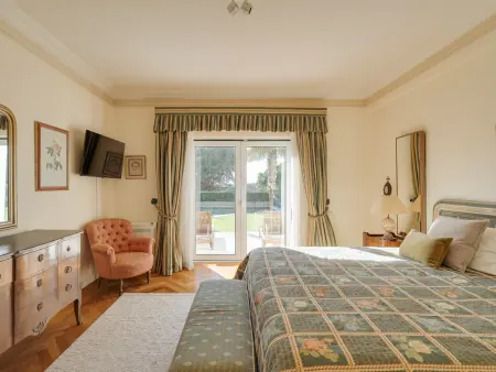 Fairview Villa avec Jardin Luxuriant et Piscine Privée à Cascais - Photo 25