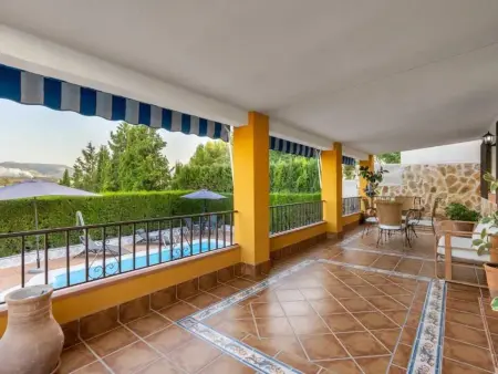 Charming villa avec piscine privée à Baena – 221 m² - Photo 23