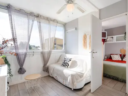 Charmant T2 rénové proche plage avec WIFI inclus - Photo 2