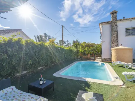 Villa familiale avec piscine privée, Wi-Fi, animaux admis, parking, max. 8 pers. - Photo 2