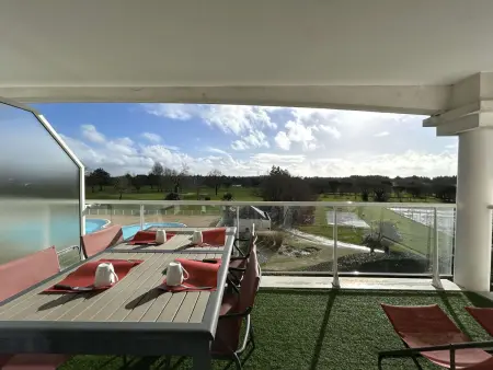 Appartement 3 Pièces avec Balcon et Piscine à Coëx - Photo 1