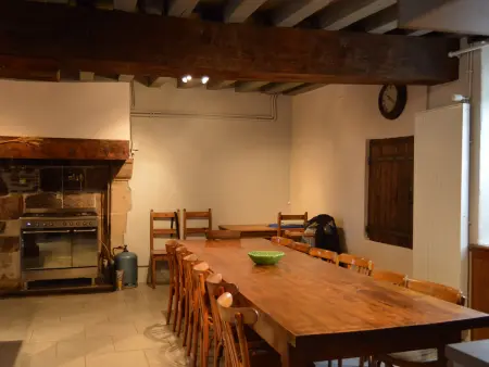 Grande Maison avec Piscine Intérieure Chauffée - Photo 8