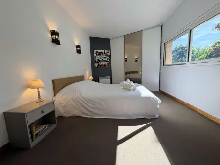 Maison contemporaine avec parc et piscine privée au cœur du Périgord Noir - Photo 13