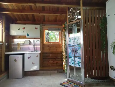 Maison cosy avec piscine partagée à Capesterre-Belle-Eau - Photo 6