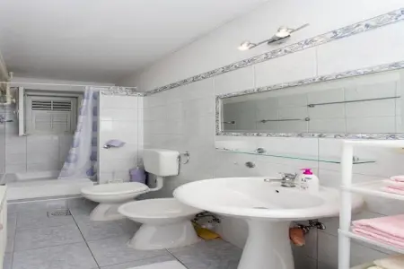 Apartments Miljan Popovic - Two Bedroom Apartment with Terrace and Sea View, Apartments Miljan Popovic - Two Bedroom Apartment with Terrace and Sea View - Photo 8