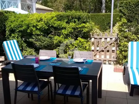 La Tranche sur Mer : Pavillon T2, piscine, proche plage - Photo 11