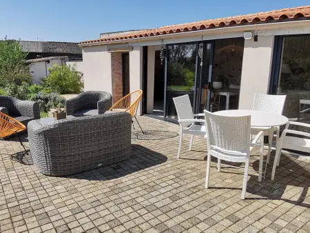 Maison en pierres avec jardin, 7 km des plages, 6 pers, 3 chambres - Le Bernard - Photo 1