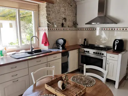 Maison en pierres avec jardin, 7 km des plages, 6 pers, 3 chambres - Le Bernard - Photo 4