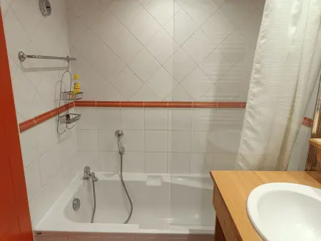 Studio Cosy 4 Pers, Balcon, Parking, WIFI Pra-Loup - Photo 5