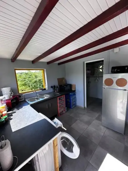 Maison cosy près de Petit-Canal sur 30 m² avec jardin - Photo 1