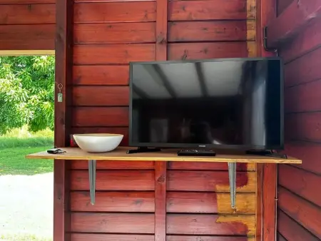 Maison cosy près de Petit-Canal sur 30 m² avec jardin - Photo 3