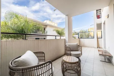 PA-12-SARDOU, Appartement spacieux climatisé 1 chambre/4 personnes – Avec piscine - Photo 18