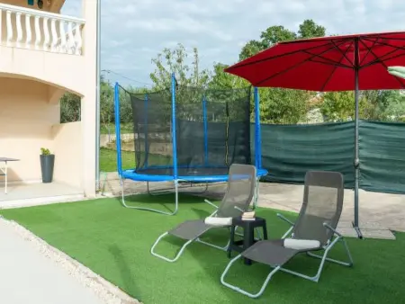 Apartment Holiday House Diana, Appartement 8 personnes à Posedarje - Photo 7