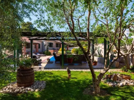 Stone villa Tea with pool, Maison 8 personnes à Posedarje - Photo 29