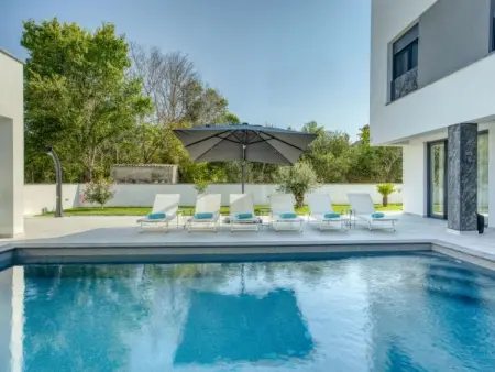 Villa Elena with two pools and spa, Maison 10 personnes à Nin - Photo 5