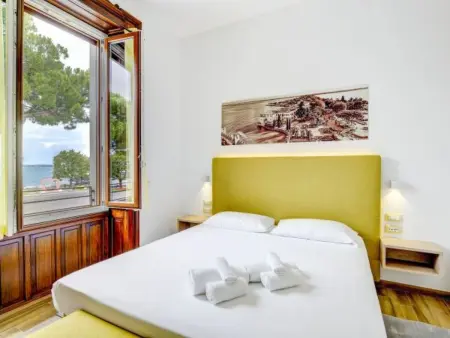 Desenzanoloft Palazzo Visconti-Collo Lungo Giallo - Photo 1