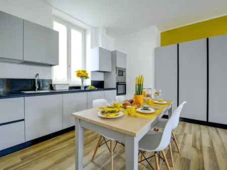 Desenzanoloft Palazzo Visconti-Collo Lungo Giallo - Photo 12