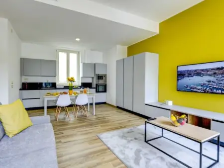 Desenzanoloft Palazzo Visconti-Collo Lungo Giallo - Photo 16