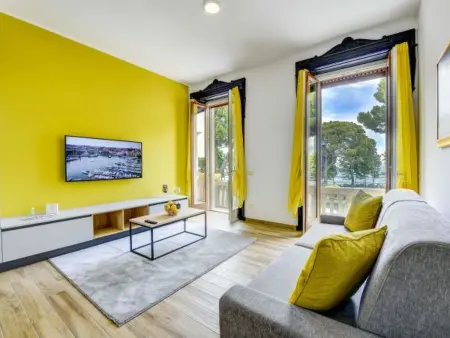 Desenzanoloft Palazzo Visconti-Collo Lungo Giallo - Photo 31