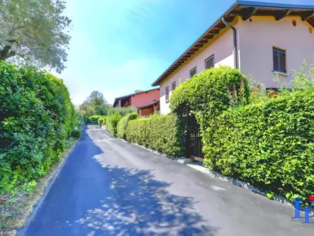DesenzanoLoft Aurelia – Familienapartment mit Pool - Photo 9