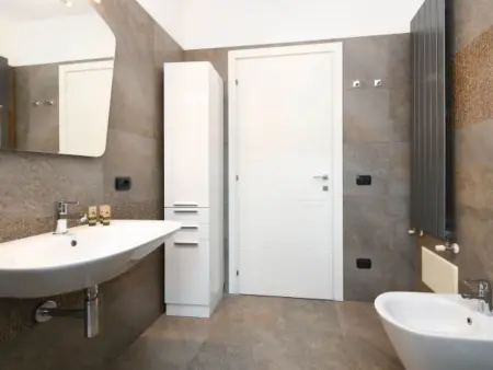 DesenzanoLoft La Rosa dei Venti Renoviert 2025, Appartement 5 personnes à Desenzano - Photo 2