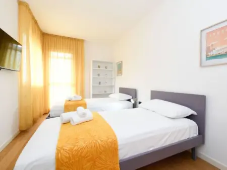 DesenzanoLoft La Rosa dei Venti Renoviert 2025, Appartement 5 personnes à Desenzano - Photo 5