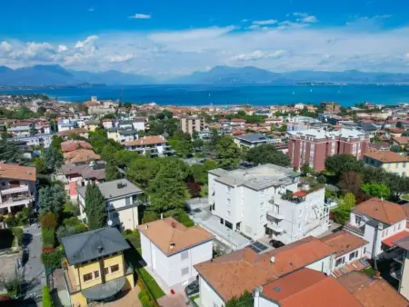 DesenzanoLoft Cappuccino mit privater Garage, Appartement 5 personnes à Desenzano - Photo 36