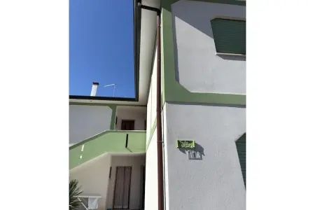 Susy trilo – 6 , Petit appartement avec balcon - Photo 7