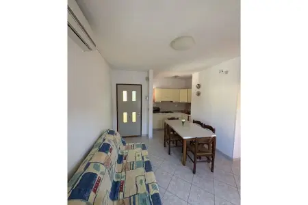 Susy trilo – 6 , Petit appartement avec balcon - Photo 11