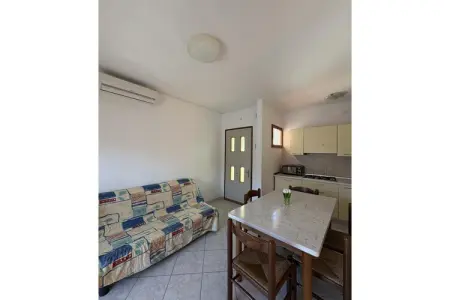 Susy trilo – 6 , Petit appartement avec balcon - Photo 12