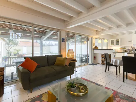 Maison Confort pour 8 avec Piscine Sécurisée, Wifi, à 100m de la Plage, Châtelaillon-Plage - Photo 6