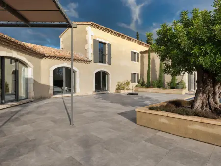 Maison Contemporaine avec Piscine à Maussane, Maison 8 personnes à Maussane les Alpilles - Photo 4