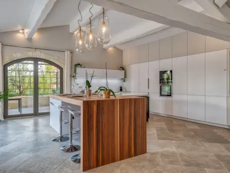 Maison Contemporaine avec Piscine à Maussane, Maison 8 personnes à Maussane les Alpilles - Photo 6